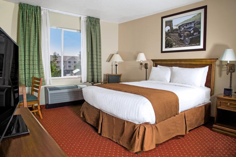 Yellowstone Park Hotel Вест-Йеллоустоун Екстер'єр фото